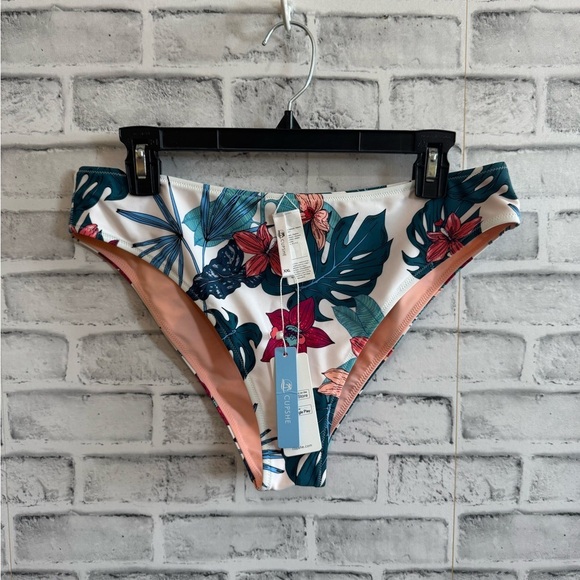 Cupshe Other - NWT! Women’s Cupshe reversible tropical monstera leaf - peach bikini bottoms XXL